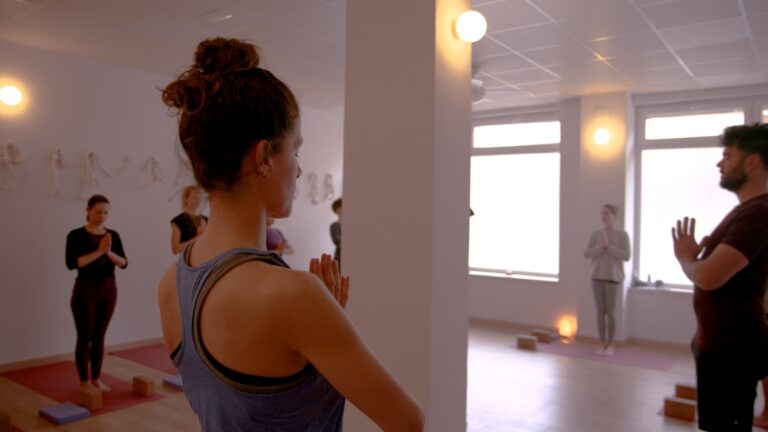 Aruna yoga