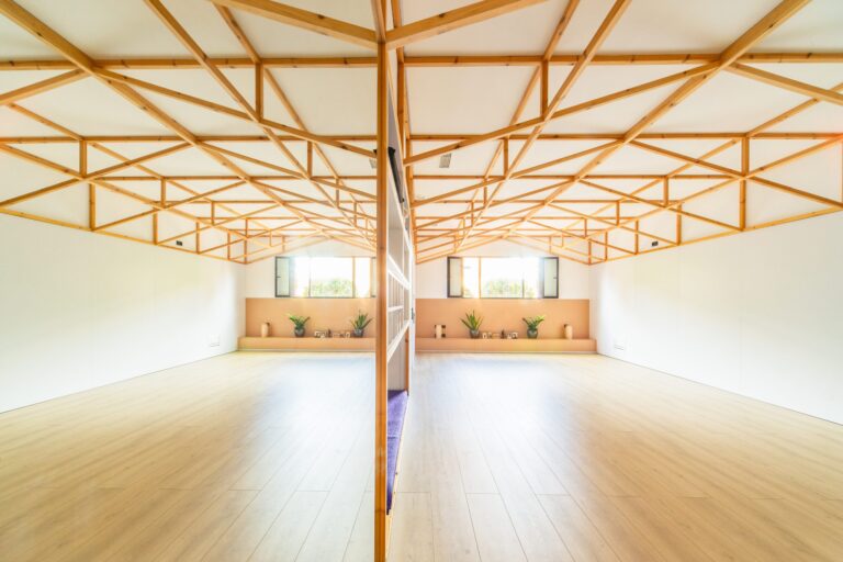 YOGA UDUMBARA