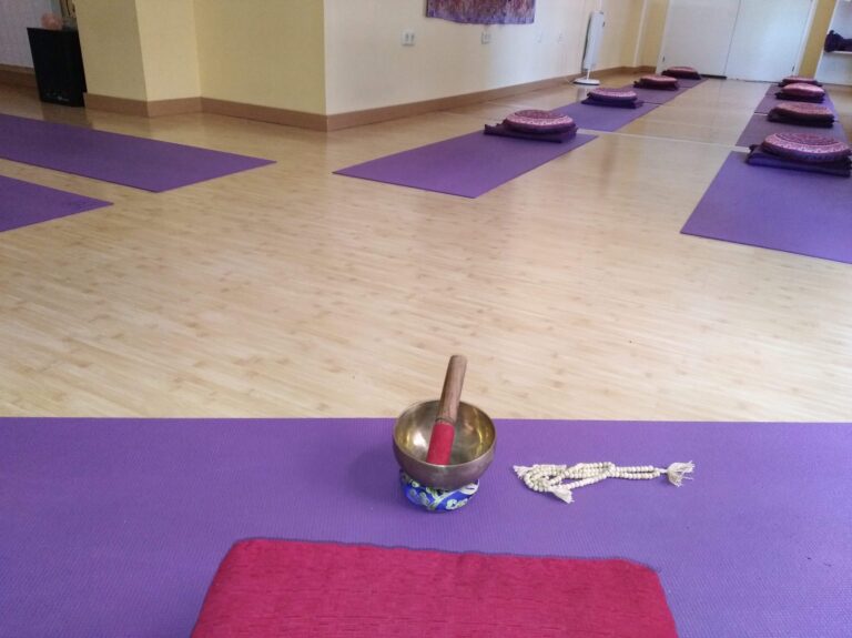 APYM ASOCIACIÓN NACIONAL DE PROFESORES DE YOGA