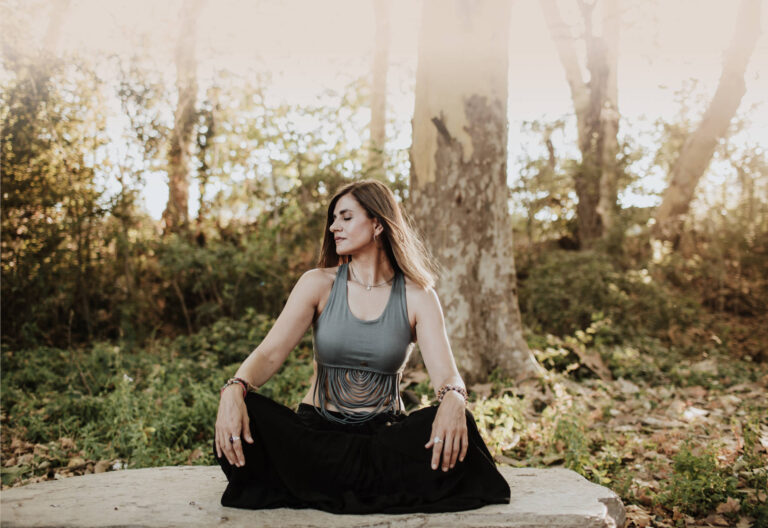 ESENCIA PRANA. Yoga y bienestar para la mujer.