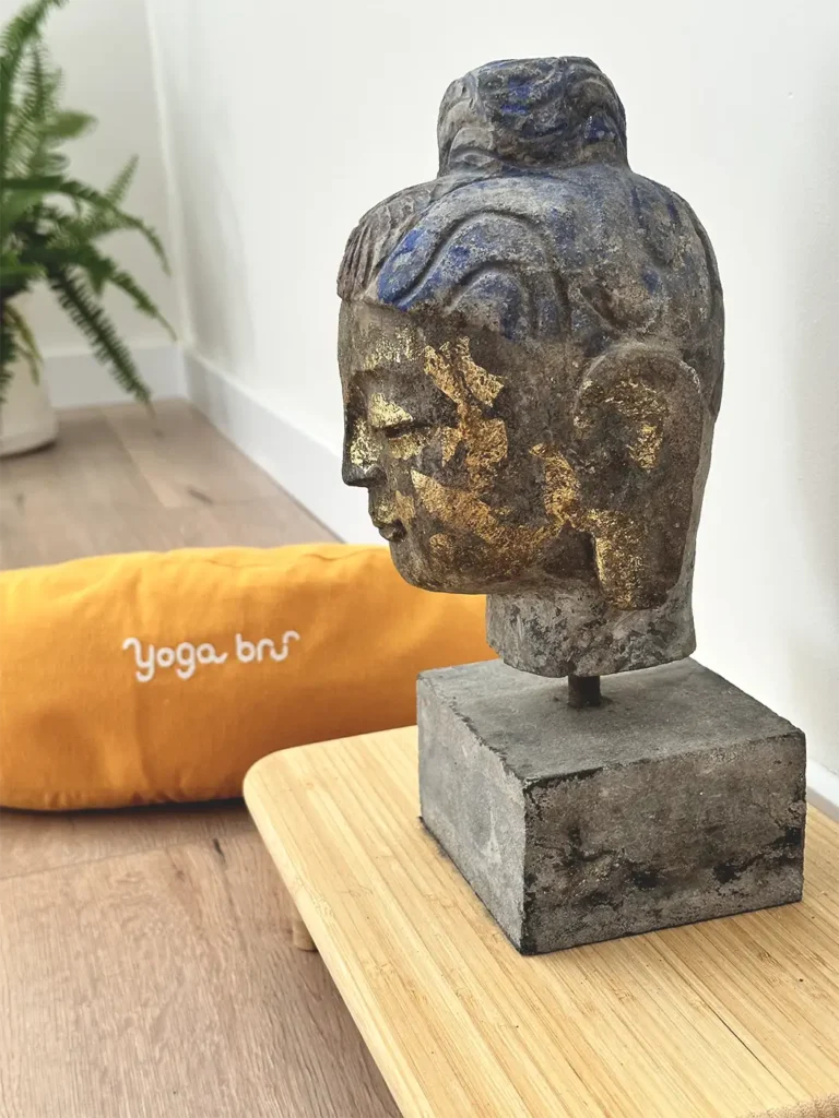YogaBrú