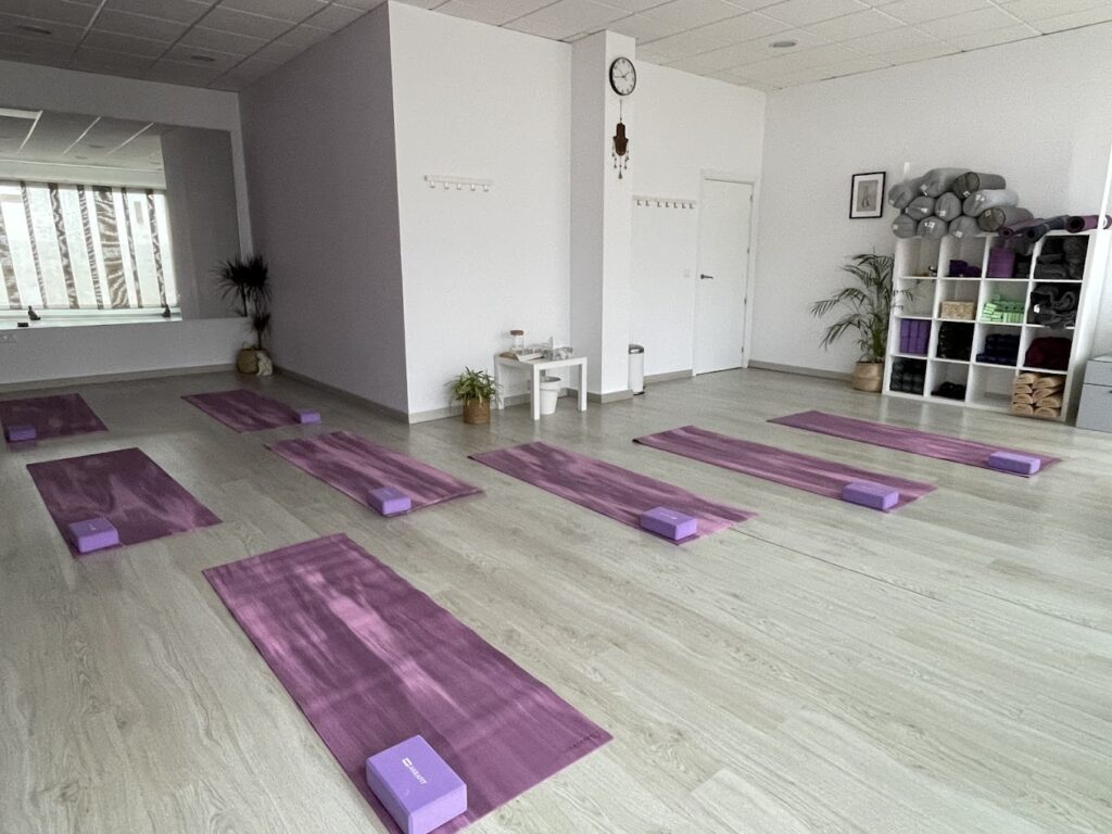 YOGA SAMSARA CONIL 2